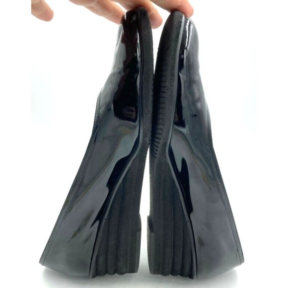 Womens Salvatore Ferragamo Black Patent Leather Wedge Pump Shoes 9 8 0837763 - Picture 3 of 7